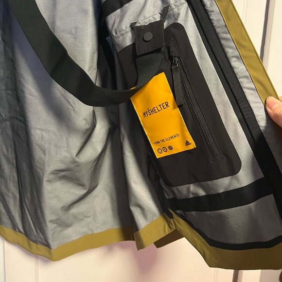 Adidas Jacket - Picture 6 of 12